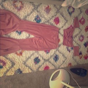 Super cute never worn dusty rose two piece set